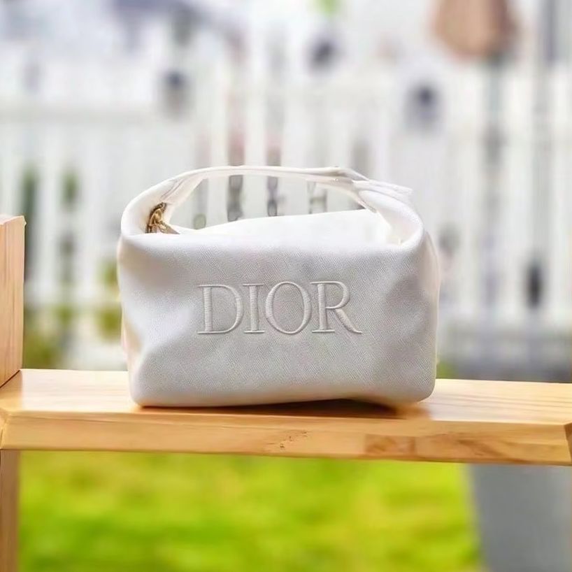 Beauty Makeup Dior - Borsa Dior elegante in tela bianca,