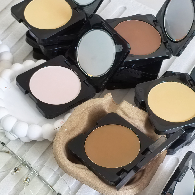 Palette Blush in Polvere 4 Col - Fenty Beauty Makeup Highlighter recensione e prezzo
