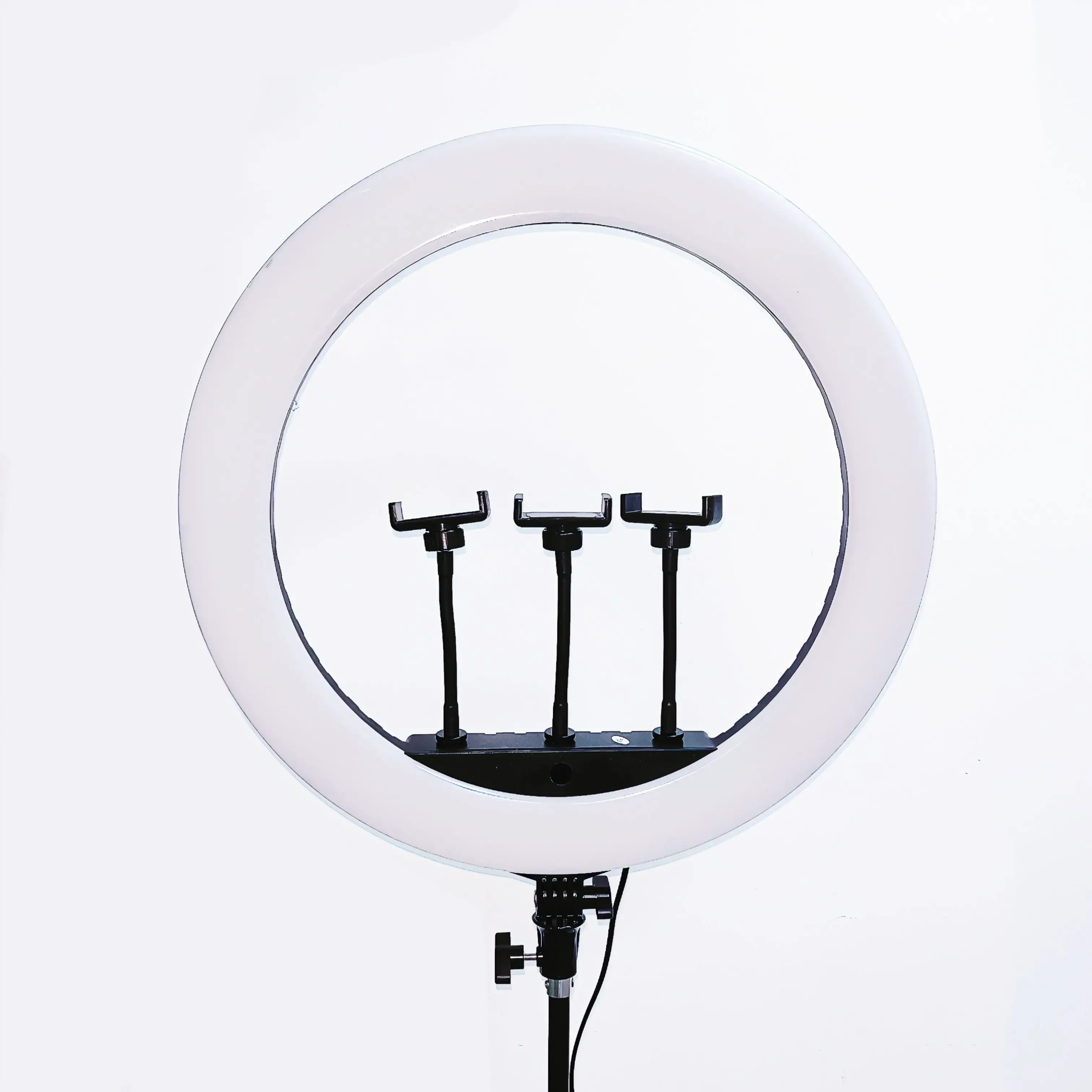 Set di illuminazione a LED da  - Led Ring Light recensione e prezzo