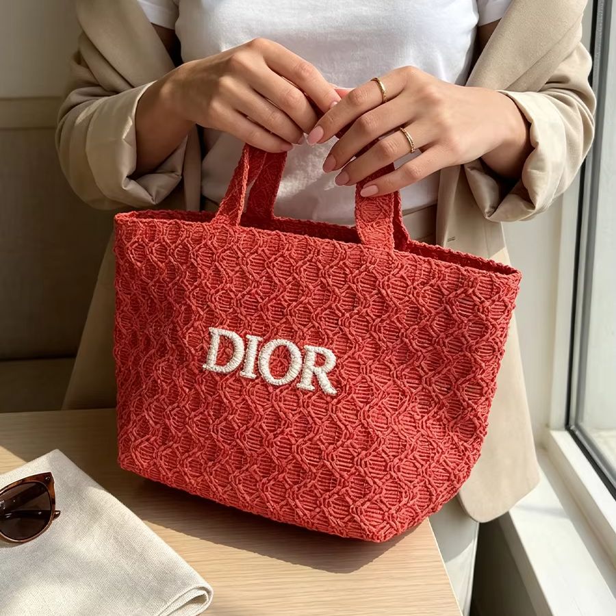 Borsa Dior in tessuto di alta  - Beauty Makeup Dior recensione e prezzo