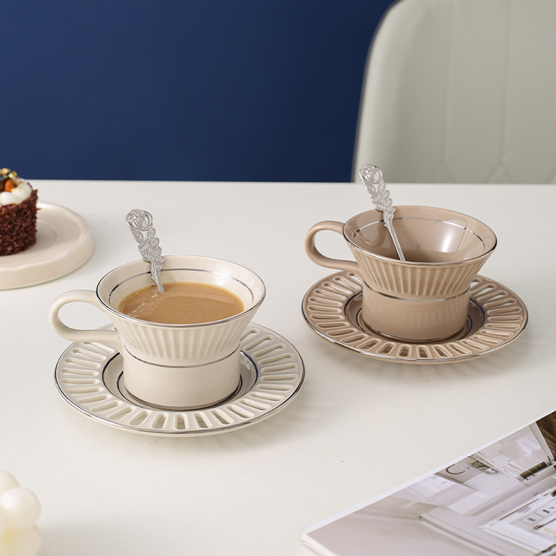 Piatto per tazza da caffè in c - Beauty Home Makeup recensione e prezzo